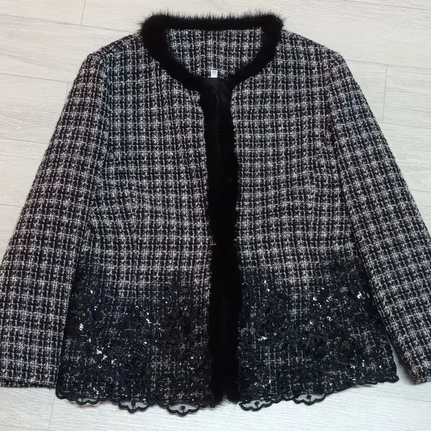 [BUNJANG] Mink Trim Tweed Floral Lace Beaded Jacket / 밍크 트리밍 트위드 꽃무늬 레이스 비즈 자켓