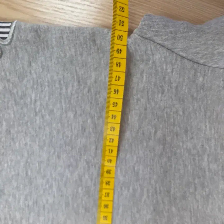 [BUNJANG] Thom Browne Flower Embroidered Sweatshirt / 톰브라운 플라워 자수 맨투맨 그레이