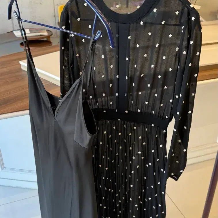 [BUNJANG] Maje Pleated Dress / 마쥬 플리츠 원피스(정품)