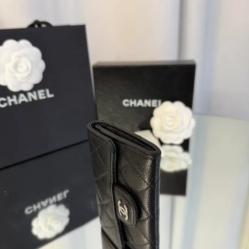 [BUNJANG] Chanel Classic Card Holder Grain Calfskin / 샤넬 클래식 카드 홀더 그레인드 카프스킨 &amp; 실버 메탈 블랙