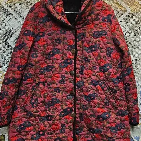 [BUNJANG] Floral Quilted Wool Coat / 플라워 패턴 퀼팅 털누빔 코트
