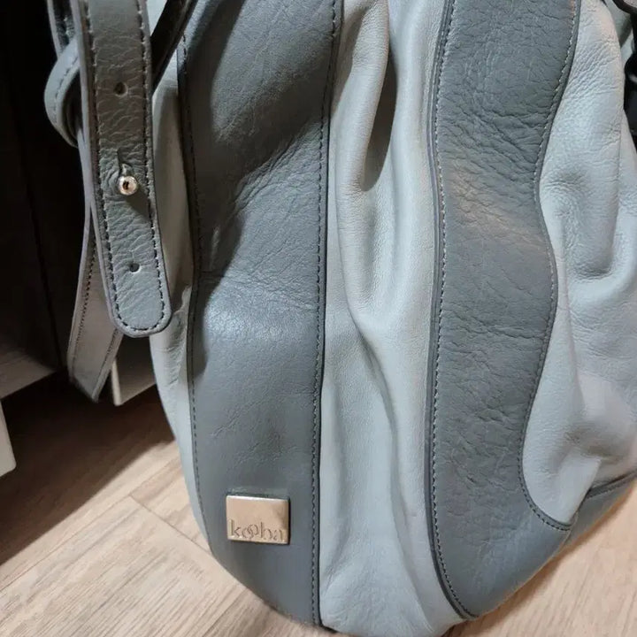 [BUNJANG] kooba Leather Bag / kooba 쿠파 소가죽 도트백/숄더백 (거의 새것)