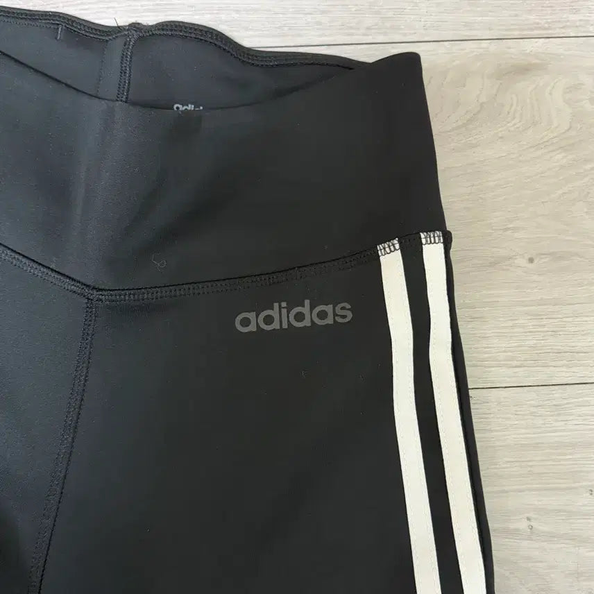 [BUNJANG] Adidas Black Leggings / 아디다스 삼선 레깅스 블랙