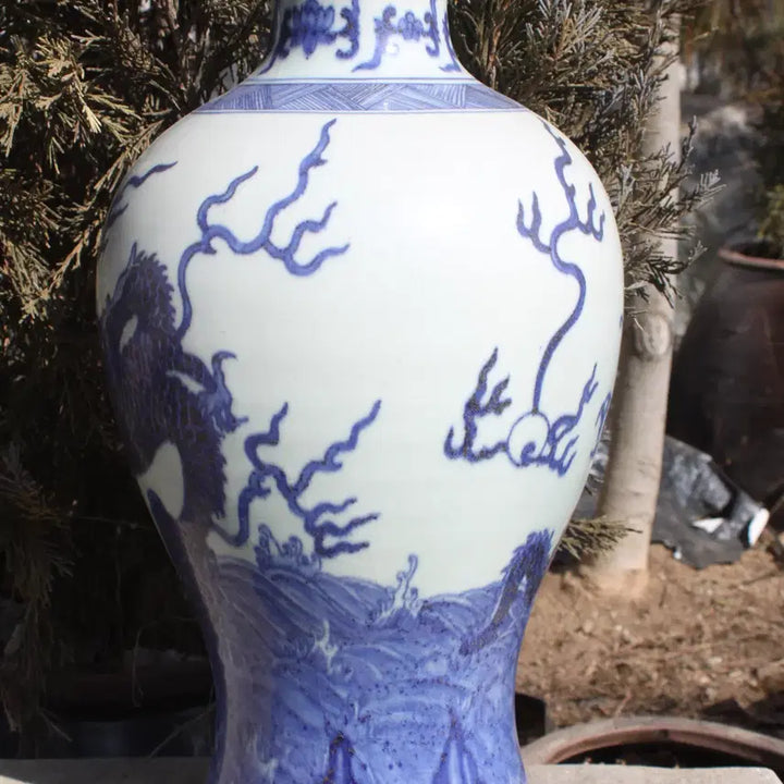 [BUNJANG] Chinese Porcelain Blue and White Dragon Vase / 중국도자기 청화 용문 화병