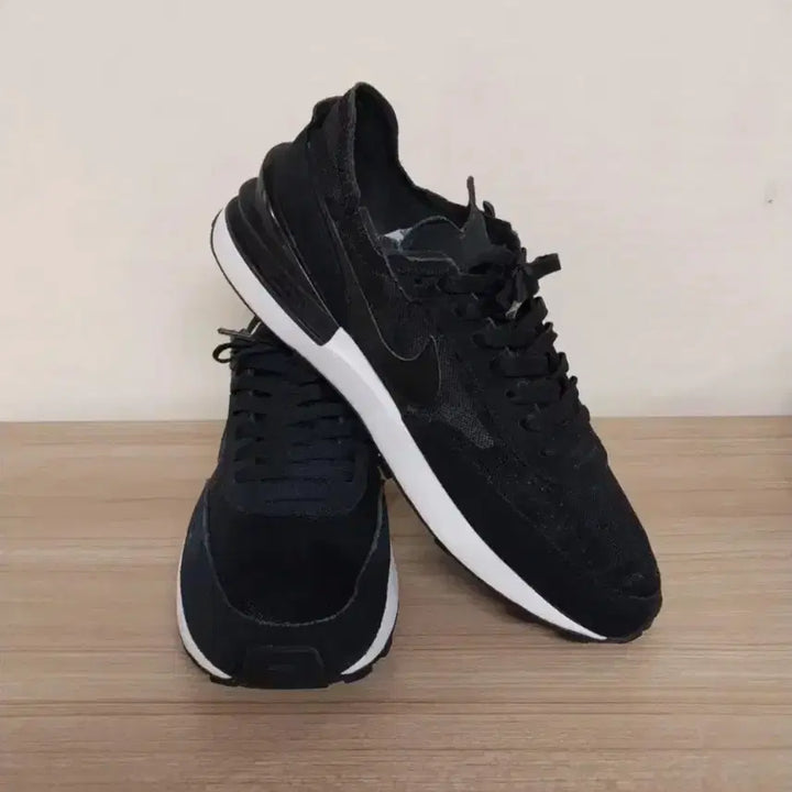 [BUNJANG] Nike Waffle One Slick Black Sneakers (275) / 남성 나이키 와플 원 슬릭 블랙 운동화 (275)