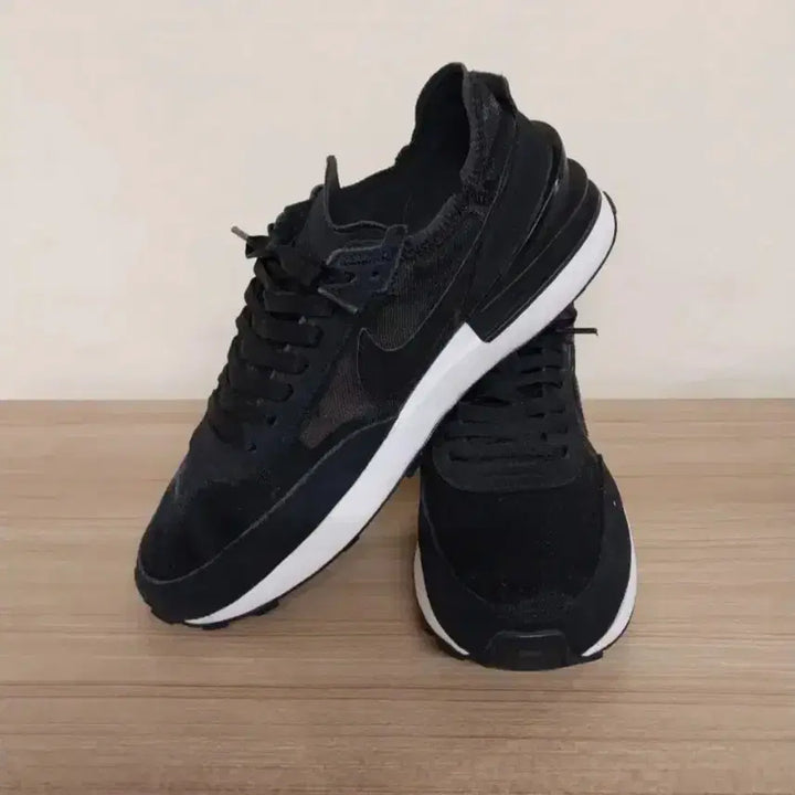 [BUNJANG] Nike Waffle One Slick Black Sneakers (275) / 남성 나이키 와플 원 슬릭 블랙 운동화 (275)
