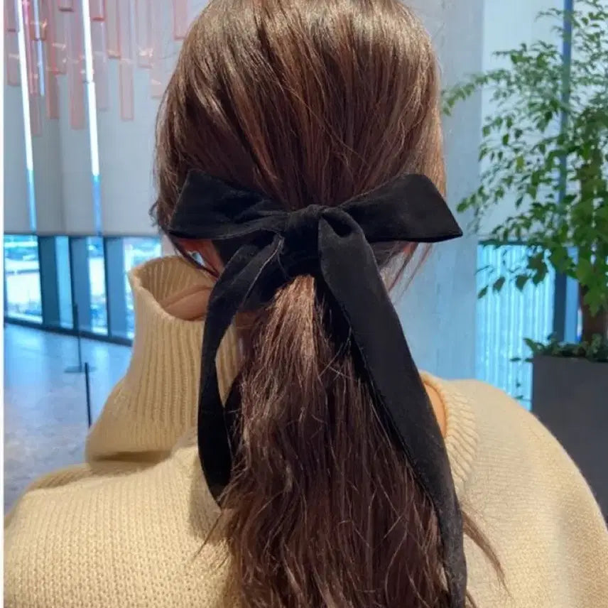 [BUNJANG] Black Velvet Ribbon Hair Tie / 벨벳 리본 블랙 머리끈
