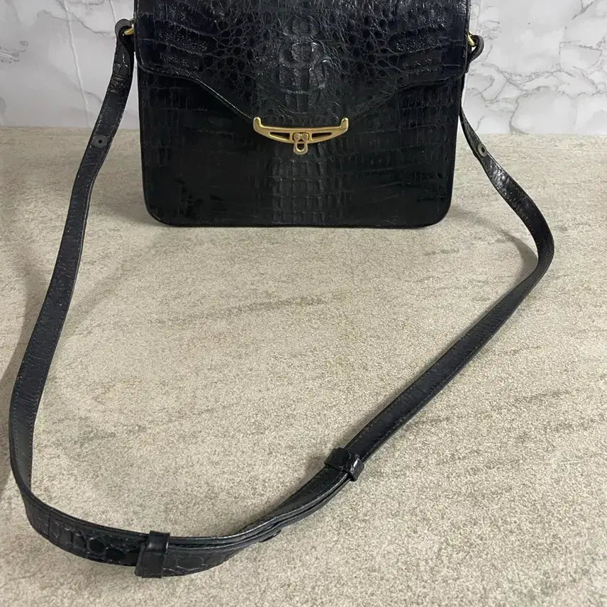 [BUNJANG] Black Crocodile Leather Shoulder Bag & Crossbody / 500만원대 고가의 블랙 악어 가죽 숄더백&크로스백