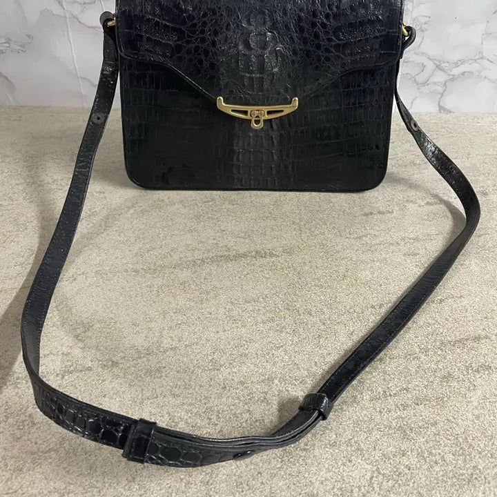 [BUNJANG] Black Crocodile Leather Shoulder Bag & Crossbody / 500만원대 고가의 블랙 악어 가죽 숄더백&크로스백