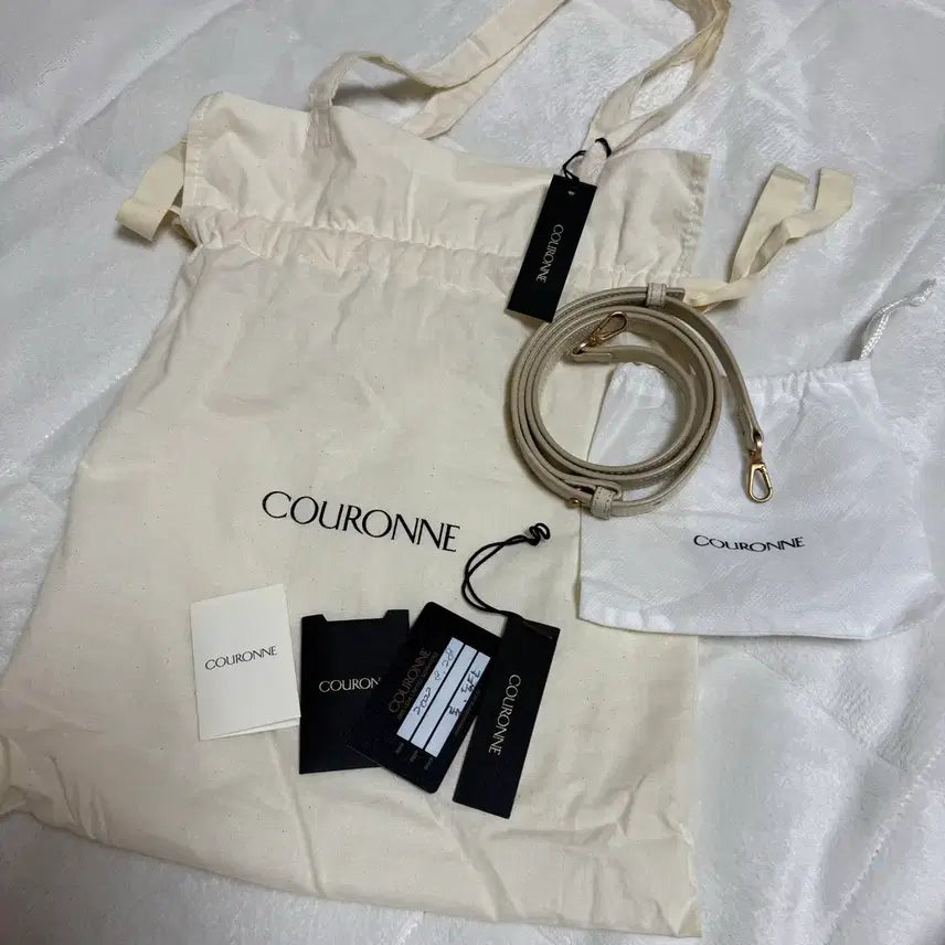 [BUNJANG] Couronne Ivory Leather Small Tote Bag with Pearl Strap / 쿠론 가방 아이보리 토트백