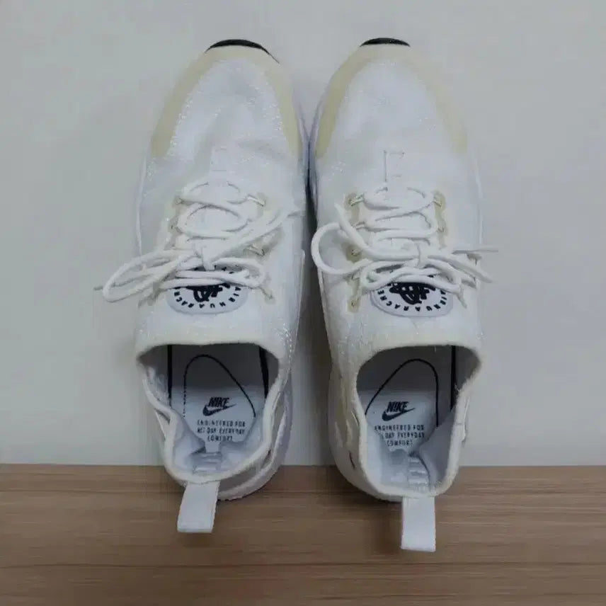 [BUNJANG] Nike Air Huarache Run Ultra White Sneakers (245) / 여성 나이키 에어 허라취 런 울트라 화이트 운동화 (245)