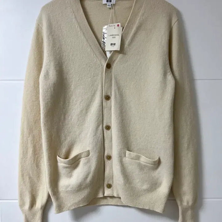 [BUNJANG] Uniqlo Lambswool Cardigan / 유니클로 가디건 램스울 100%