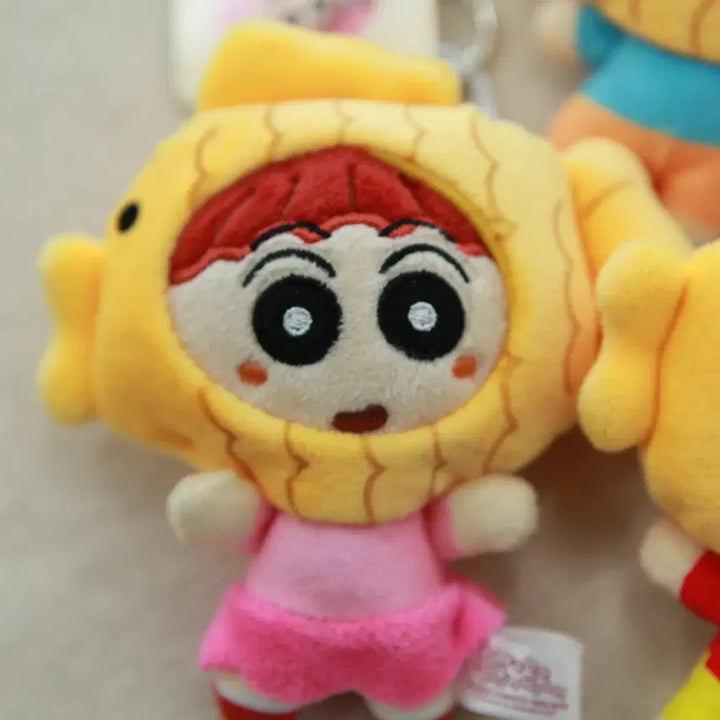 [BUNJANG] Shin-chan Fish-Shaped Bun Hat Doll Keyring 8cm (5 Characters) / 신상 짱구 붕어빵 모자 인형 키링 8cm 5종
