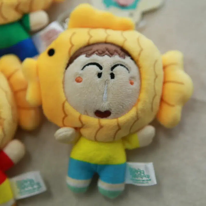 [BUNJANG] Shin-chan Fish-Shaped Bun Hat Doll Keyring 8cm (5 Characters) / 신상 짱구 붕어빵 모자 인형 키링 8cm 5종