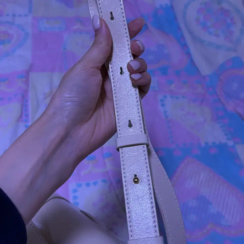 [BUNJANG] Mongde Mongde Half Moon Mini Bag / 몽드몽드 하프문 미니백