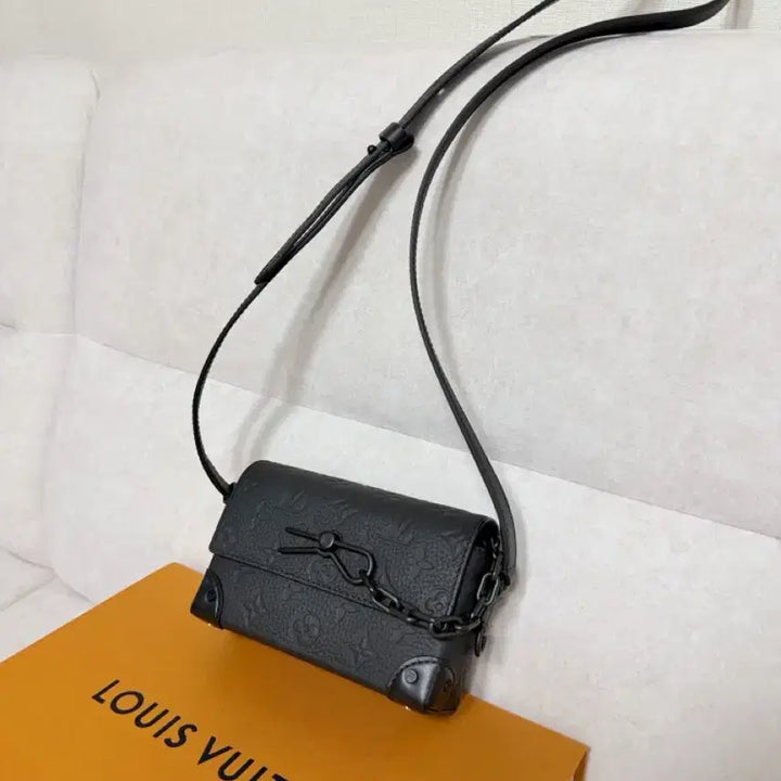 [BUNJANG] Louis Vuitton Steamer Crossbody Bag / 루이비통 토뤼옹 스티머 크로스백