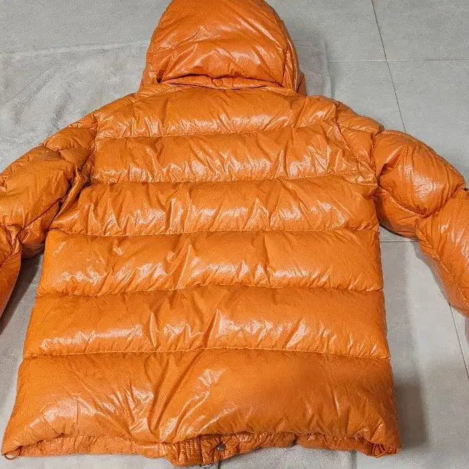 [BUNJANG] Moncler Maya 70 Orange Padded Jacket / [4] 몽클레어 마야70 오렌지 컬러 패딩