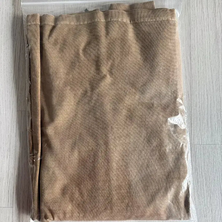 [BUNJANG] Z-FLISH Long Sleeve Beige / 지플리시 피그먼트 롱 슬리브 베이지 새제품미개봉 판매합니다