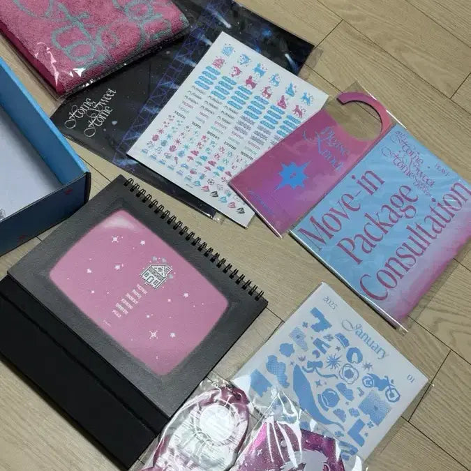 [BUNJANG] PLAVE 2025 Season's Greetings Full Package / plave 플레이브 2025 시즌그리팅 개봉 풀세트