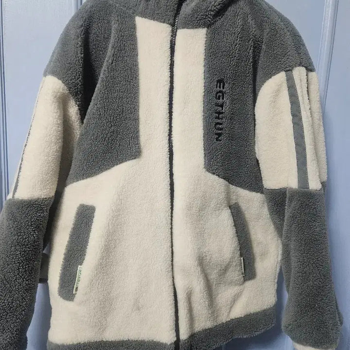 [SOLD OUT] EGTHUN 후리스 후드 집업 그레이/화이트