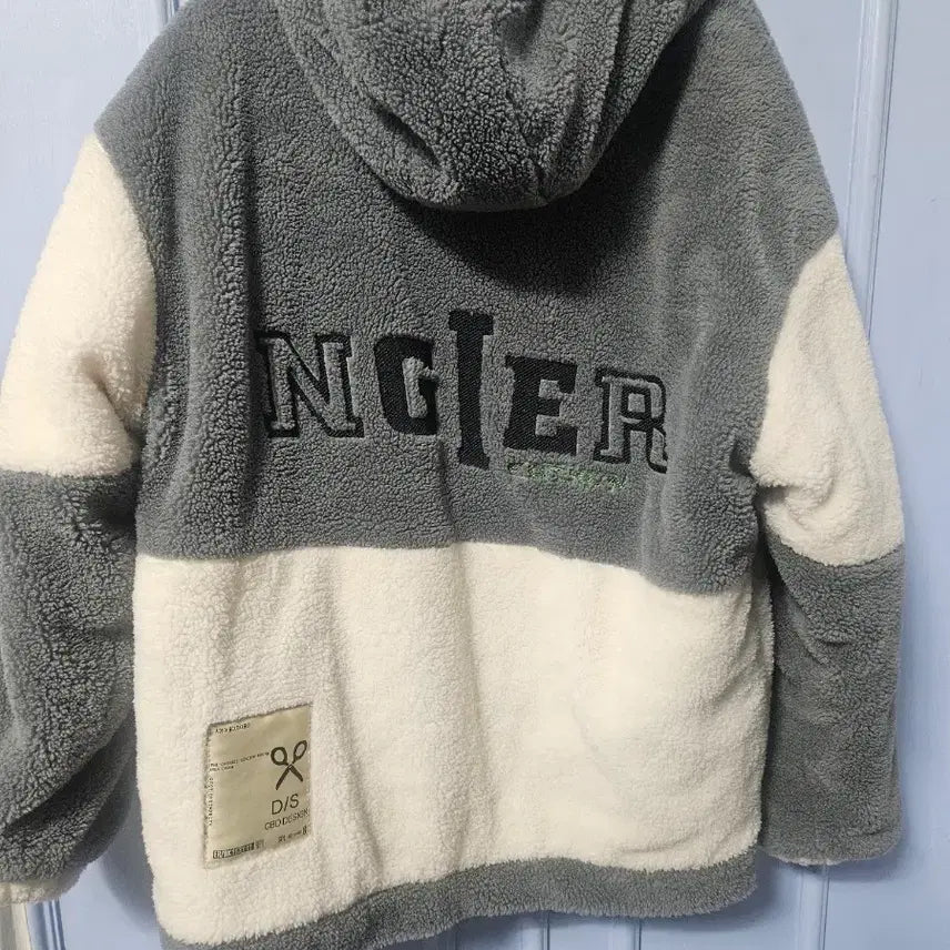 [SOLD OUT] EGTHUN 후리스 후드 집업 그레이/화이트