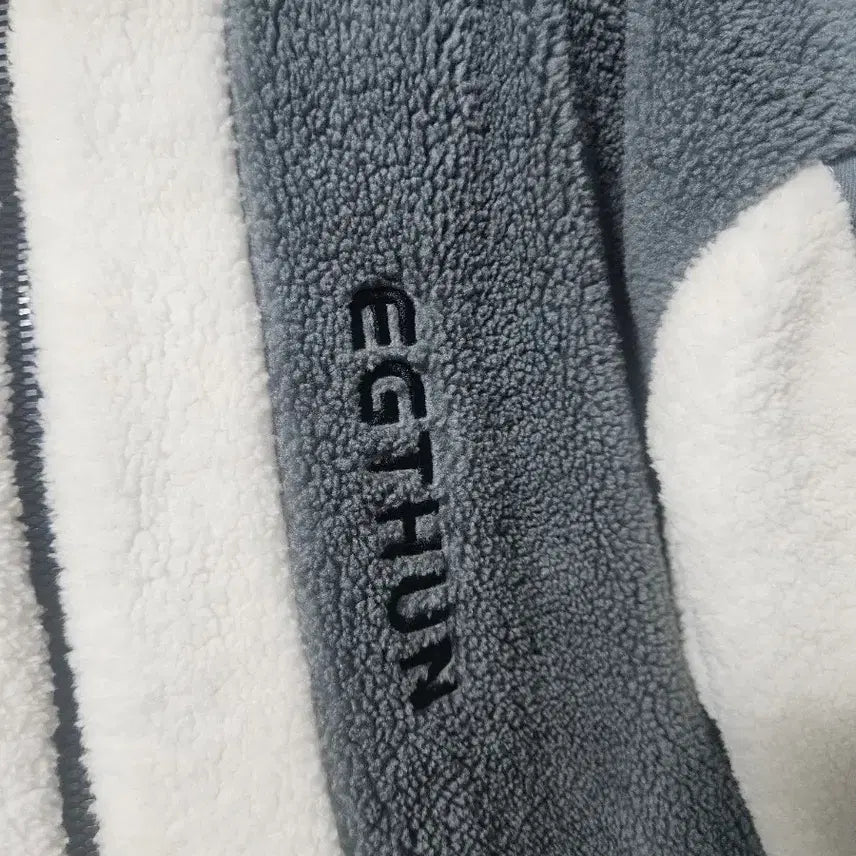 [SOLD OUT] EGTHUN 후리스 후드 집업 그레이/화이트