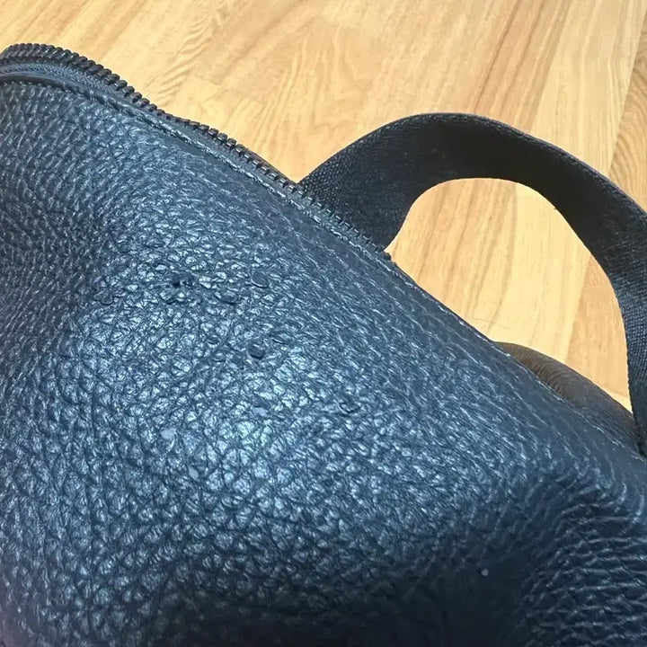 [BUNJANG] Calvin Klein Leather Backpack / Ck 캘빈클라인 백팩