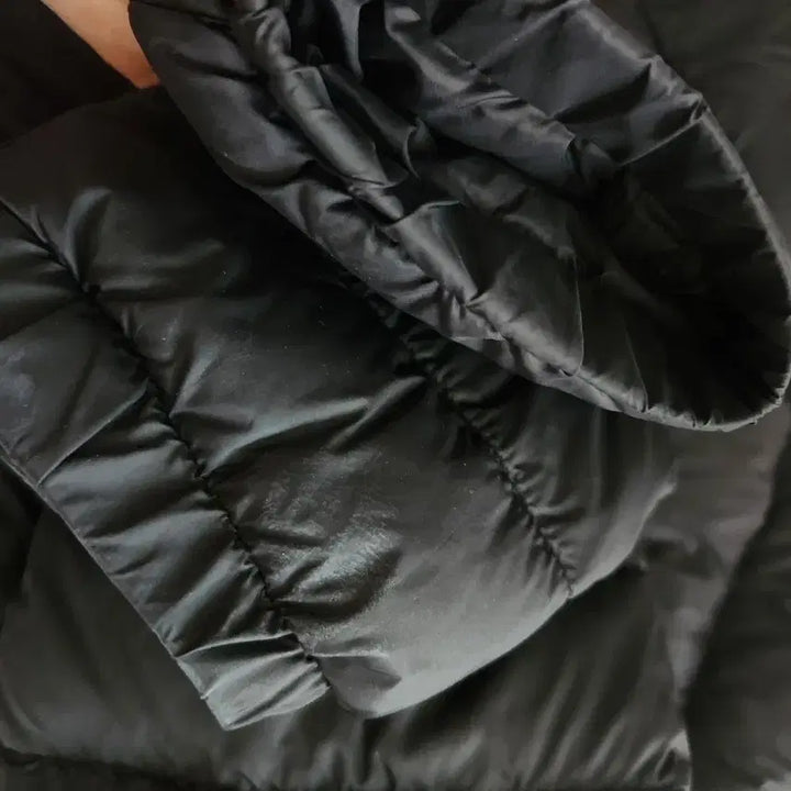 [BUNJANG] Mountainia Lightweight Down Padded Jacket (Size 100) / 마운티아.  기본 경량다운패딩 100싸이즈