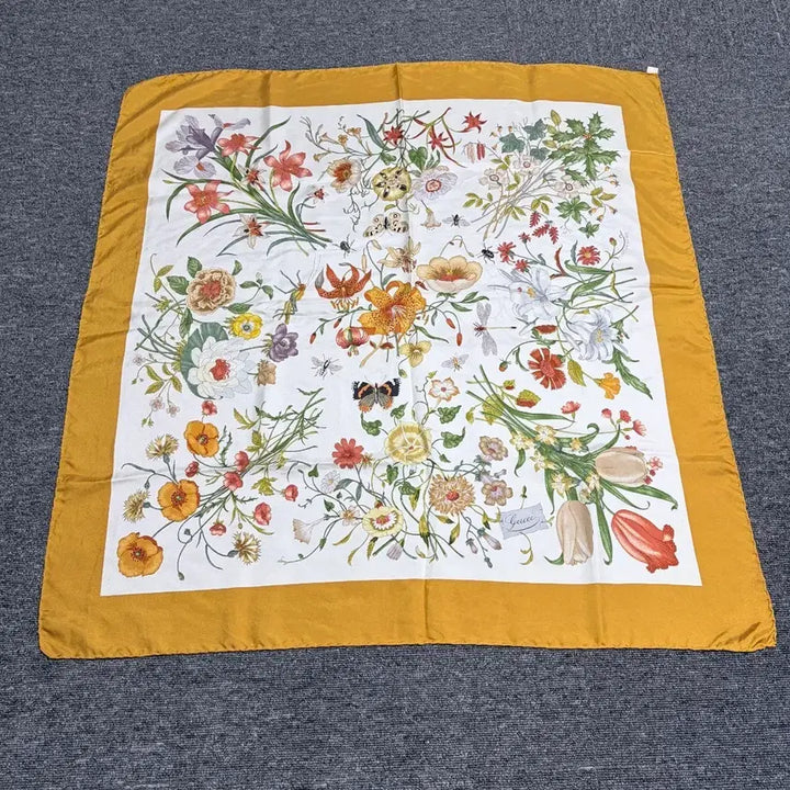 [BUNJANG] Gucci Flora Printed Silk Scarf / 구찌 플로라 프린팅 실크 스카프