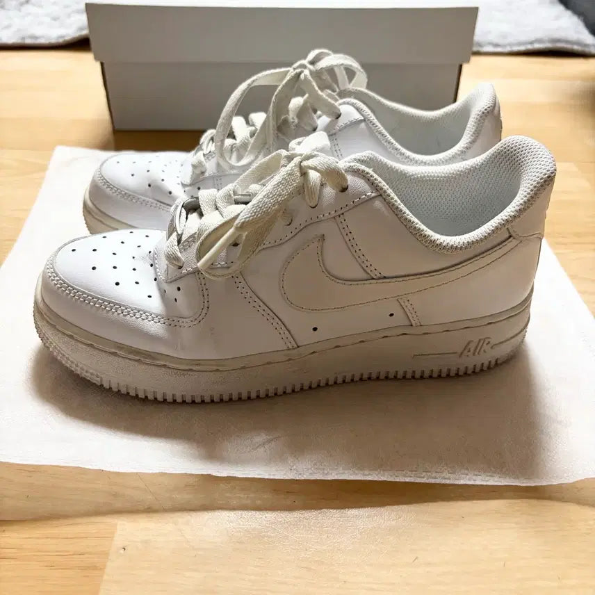 [BUNJANG] Nike Air Force 1 All White (225) Sneakers / 나이키 에어포스1 올화이트 (225)
