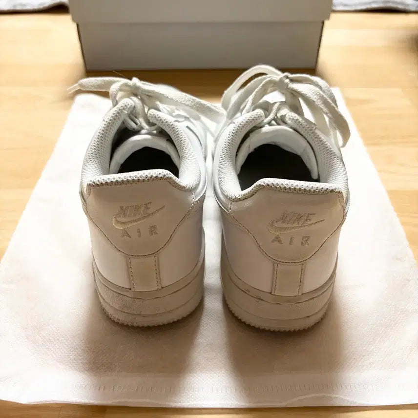 [BUNJANG] Nike Air Force 1 All White (225) Sneakers / 나이키 에어포스1 올화이트 (225)