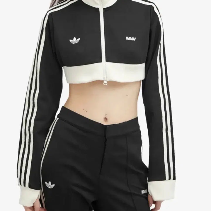 [BUNJANG] Adidas avavav Crop Track Top / (L)아디다스 avavav 크롭 트랙탑 블랙컬러