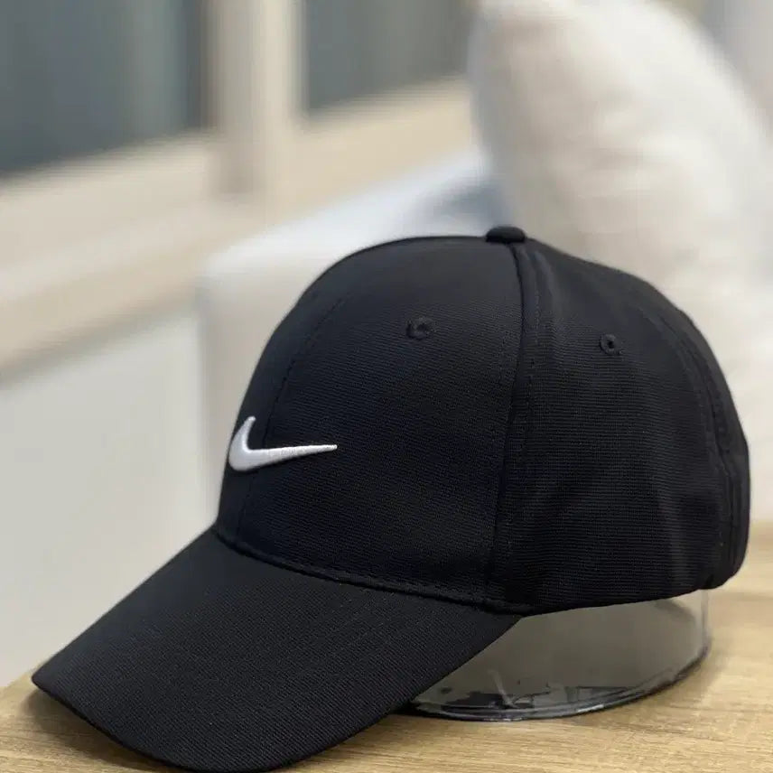 [BUNJANG] Nike Swoosh Black Ball Cap / 나이키 골프 스우시 볼캡 블랙