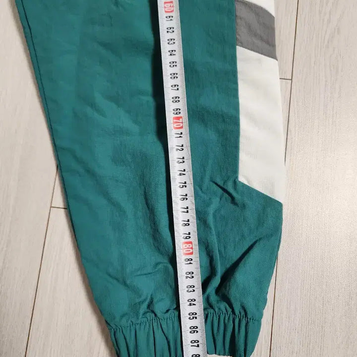 [BUNJANG] Adidas Equipment Wind Track Pants (EQT) - Size M / 아디다스 이큅먼트 윈드 트랙 팬츠 품명 EQT WIND PANT 사이즈M