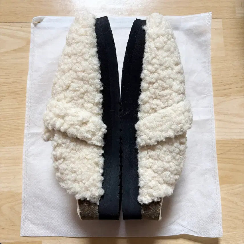 [BUNJANG] Unbranded Sherpa Fleece Slippers (240) / [새상품] 뽀글이 양털 퍼 슬리퍼 (240)