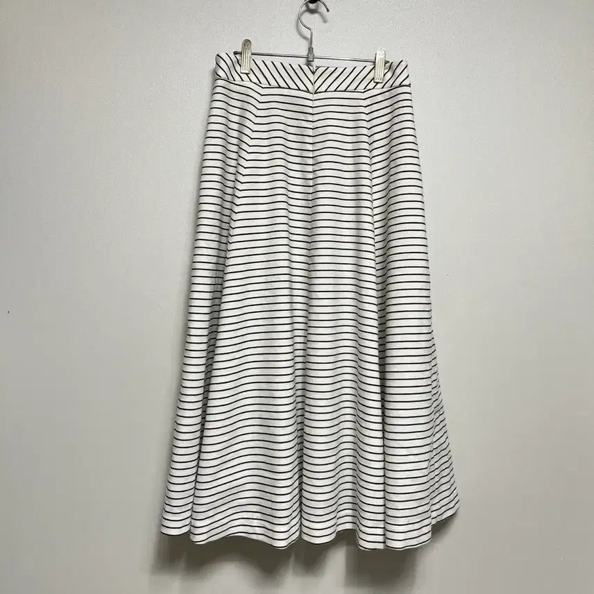 [BUNJANG] Lanvin Striped Flare Long Skirt / 랑방 마 혼방 스트라이프 패턴 플레어 롱 스커트 61