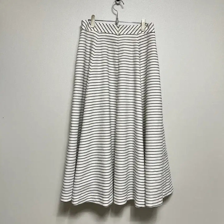 [BUNJANG] Lanvin Striped Flare Long Skirt / 랑방 마 혼방 스트라이프 패턴 플레어 롱 스커트 61