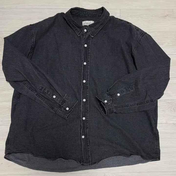 [BUNJANG] Lapillus Black and White Shirt / 라퍼지스토어 흑청 남방 팝니다-L