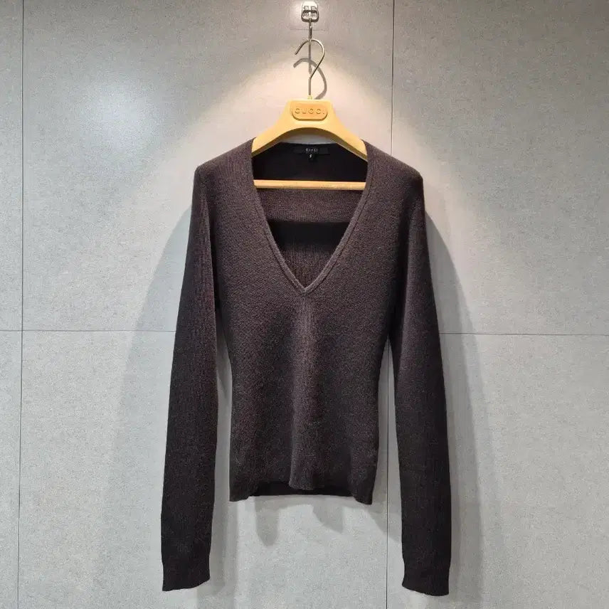[BUNJANG] GUCCI Cashmere V-Neck Long Sleeve T-Shirt / GUCCI 구찌 정품 여성 V넥 캐시미어 진그레이 긴팔 티셔츠
