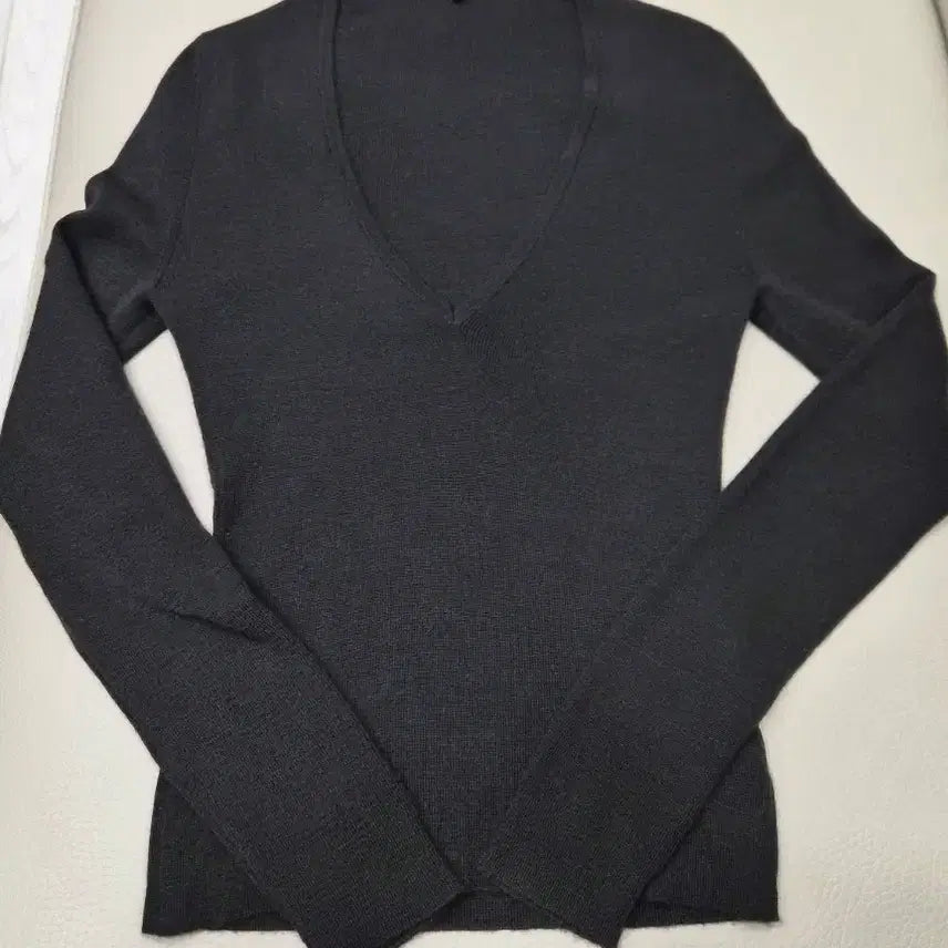 [BUNJANG] GUCCI Cashmere V-Neck Long Sleeve T-Shirt / GUCCI 구찌 정품 여성 V넥 캐시미어 진그레이 긴팔 티셔츠