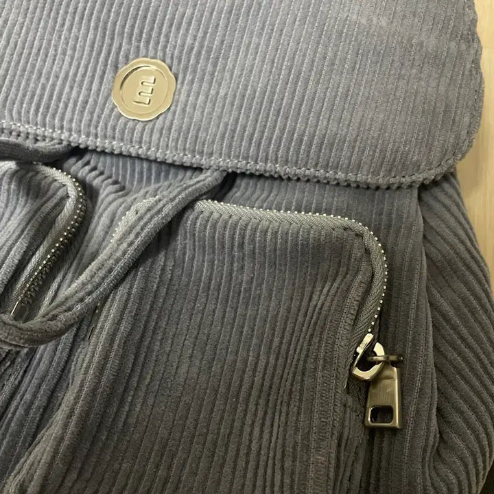 [BUNJANG] Minitmute Corduroy Backpack / 미닛뮤트 클로백팩 코듀로이