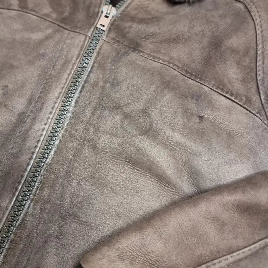 [BUNJANG] 80s Commandr Suede Brown Leather Jacket (Size 100) / 80s commandr스웨이드브라운 b-6 무스탕 가죽 자켓(100)