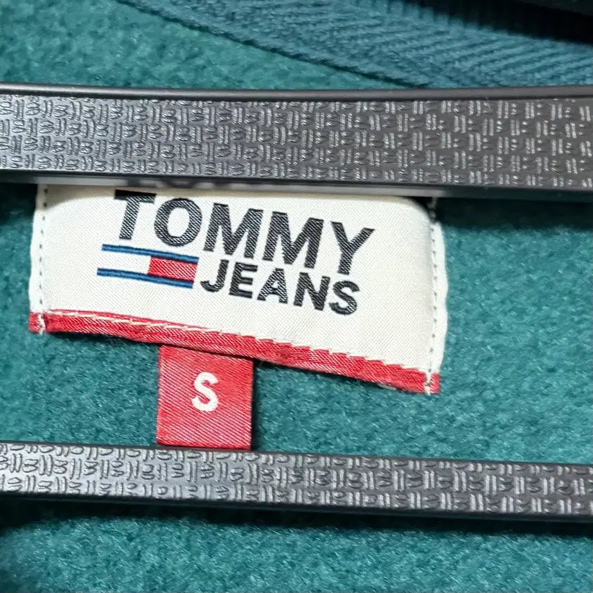 [BUNJANG] Tommy Hilfiger Small Logo Green Sweatshirt / 타미진스 스몰 로고 그린 맨투맨 S