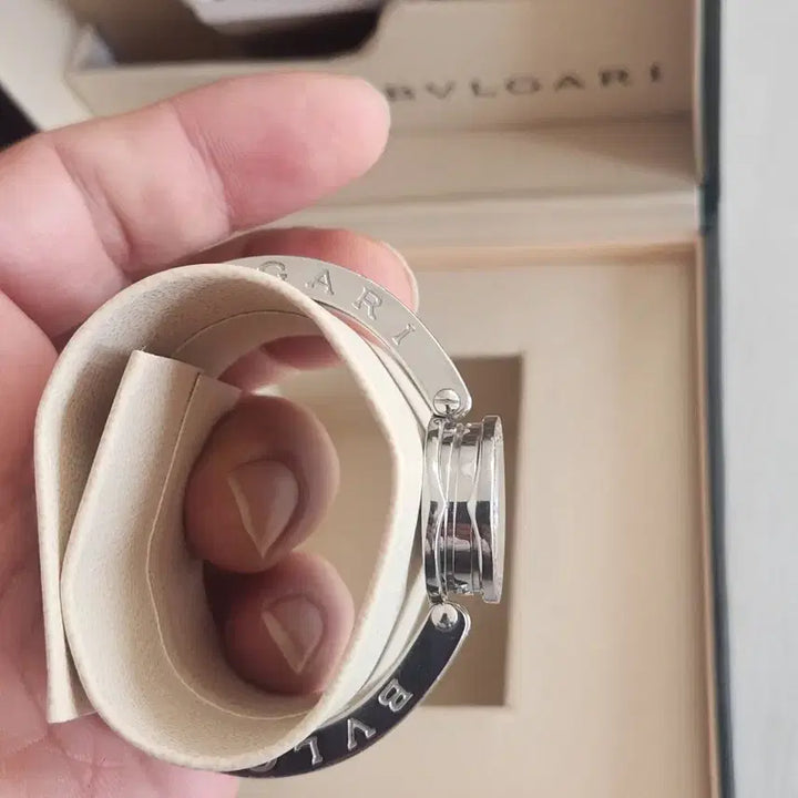 [BUNJANG] BVLGARI B.zero1 Original Bangle Watch / 정품 BVLGARL B.zero1 오리지널 박스풀셋 판매합니다