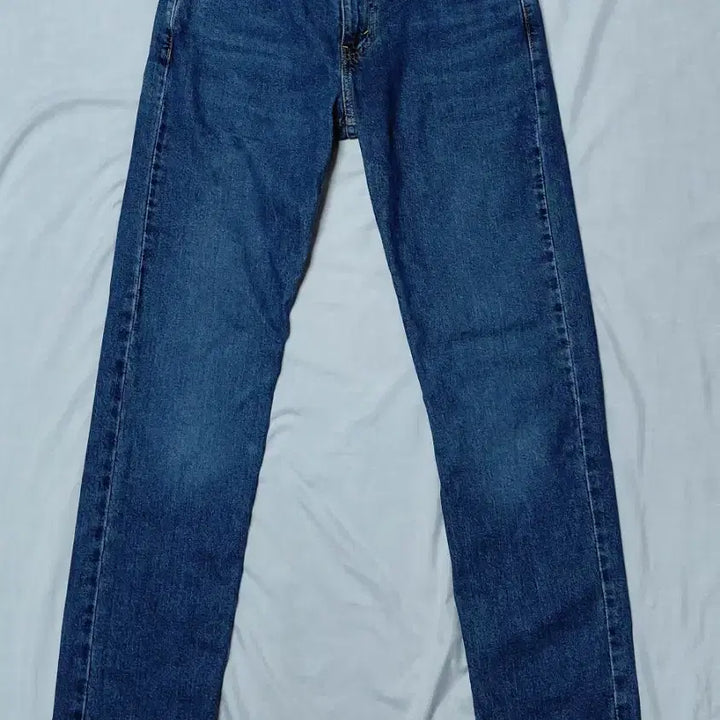 [SOLD OUT] 리바이스 502 테이퍼드핏 중청 데님 (30x32)