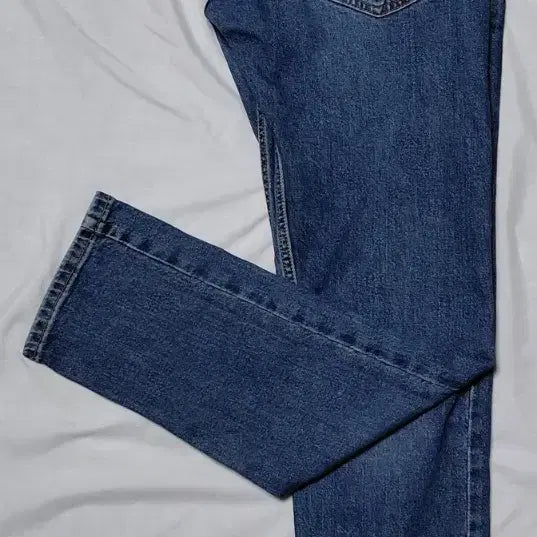 [SOLD OUT] 리바이스 502 테이퍼드핏 중청 데님 (30x32)