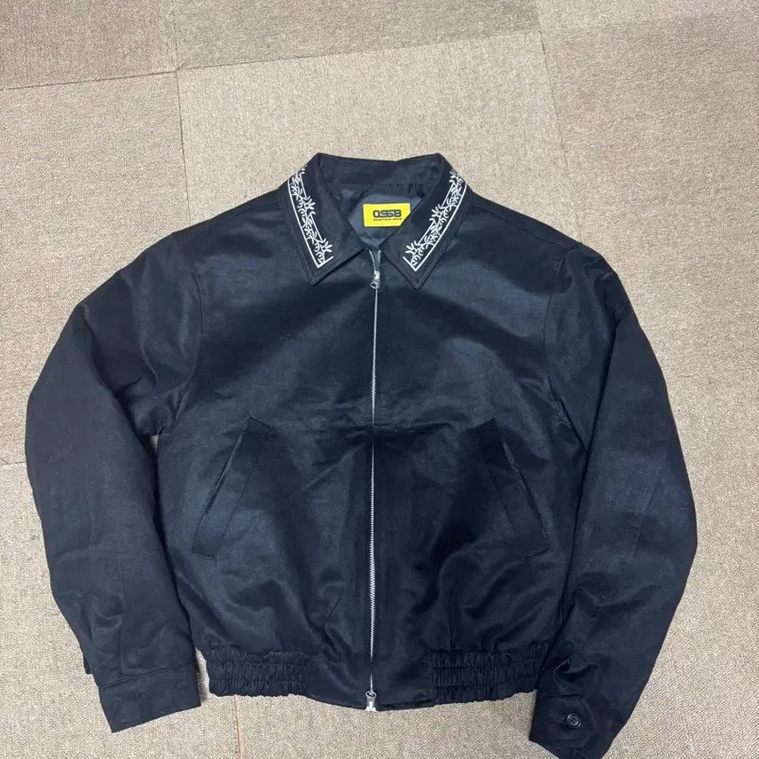 [BUNJANG] Suede Embroidered Collar Blouson Jacket / 스웨이드 카라 자수 블루종 자켓 팝니다