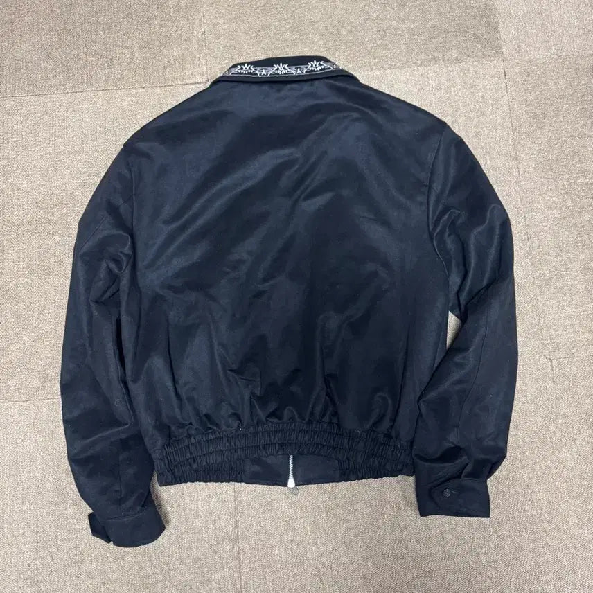 [BUNJANG] Suede Embroidered Collar Blouson Jacket / 스웨이드 카라 자수 블루종 자켓 팝니다