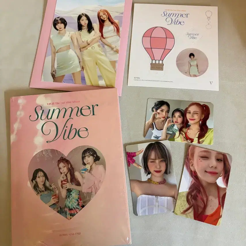 (상태 최상) 비비지 VIVIZ 미니 2집 summer vibe 앨범