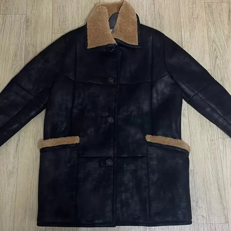 [SOLD OUT] Le 무스탕 자켓 팝니다!